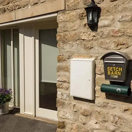 Setch Barn Masham